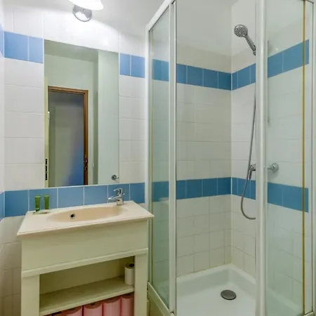 2-br In A With Pool - - Welkeys Deauville